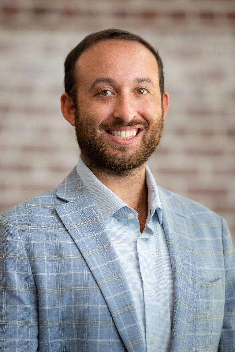 Team | Jones Aur Commercial Real Estate | Dustin Jones