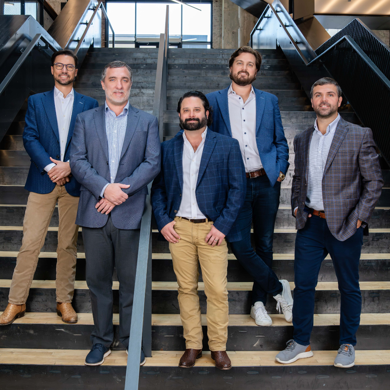 jones-aur-team-04661 jones-aur-team-04661